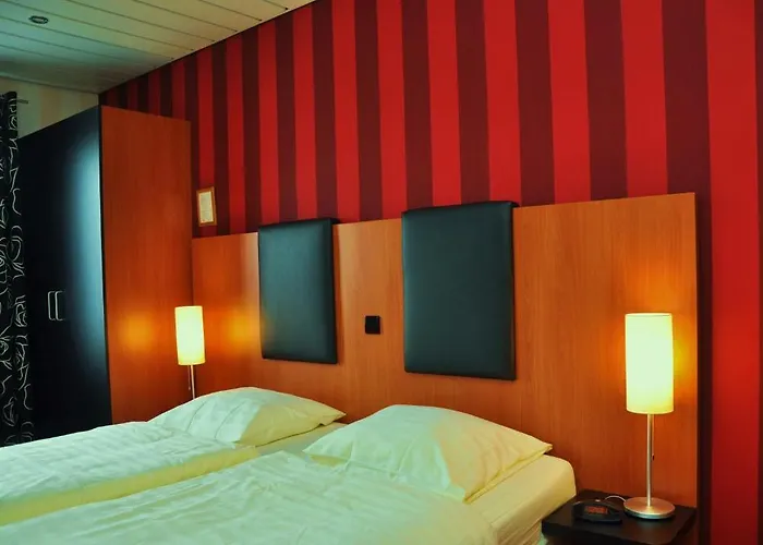 Valckenborgh - Centre & Parking 3* 法尔肯堡