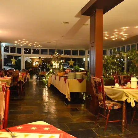 Valckenborgh - Centre & Parking Hotel 3*