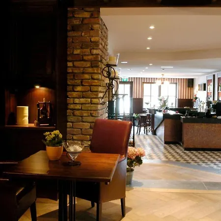 Valckenborgh - Centre & Parking 3*