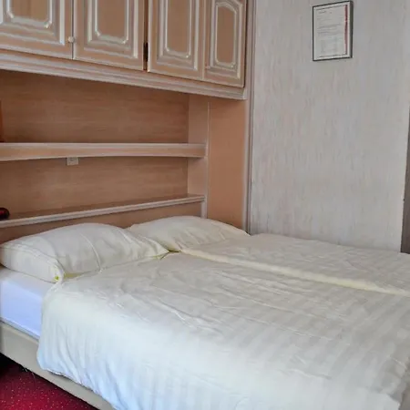 Valckenborgh - Centre & Parking Hotel