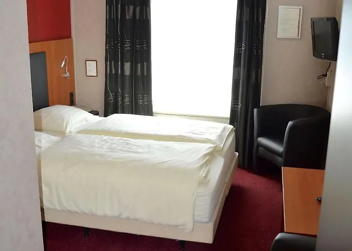 Hotell Valckenborgh - Centre & Parking 3*