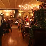 Valckenborgh - Centre & Parking Hotel 3*